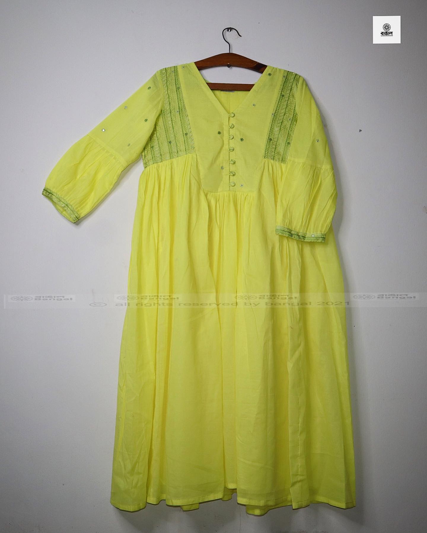 Jonaki ( neon green )